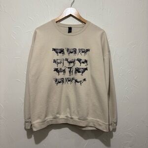Gildan Cream Sweatshirt with Cow Print